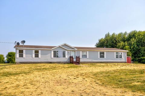 52304 42nd Ave, Lawrence, MI 49064