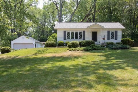 74 E Langley Rd, Battle Creek, MI 49015