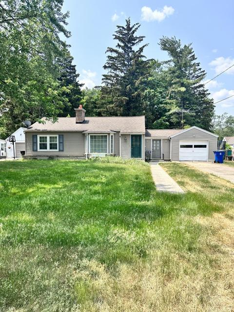 709 Dwillard Dr, Kalamazoo, MI 49048