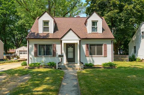1507 Upland Dr, Kalamazoo, MI 49048
