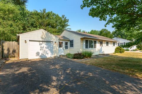 6930 Keystone St, Portage, MI 49024