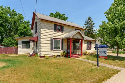 109 E Van Buren St, Gobles, MI 49055