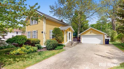 234 Spear St, Saugatuck, MI 49453