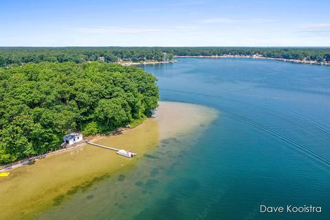 10951 S Minising Ct, Baldwin, MI 49304