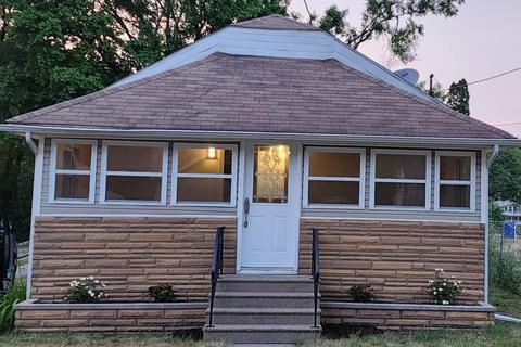 322 E South St, Jackson, MI 49203
