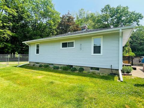 723 N Gordon St, Marshall, MI 49068 photo 9