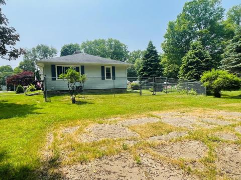 723 N Gordon St, Marshall, MI 49068 photo 4