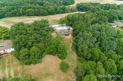 5840 Dumon Rd, Belding, MI 48809 photo 13