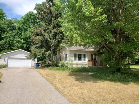2489 N Benson Rd, Fountain, MI 49410