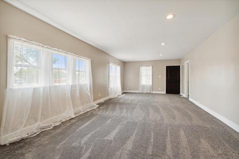 109 Cass Ave, Jackson, MI 49203 photo 8