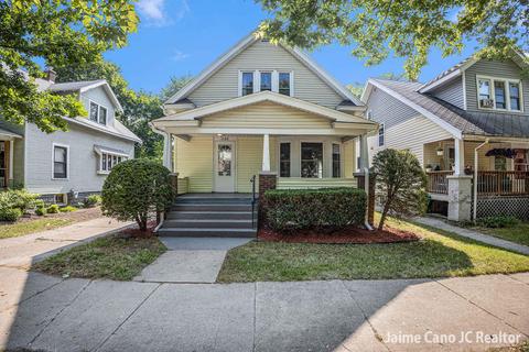 1132 Powers Ave NW, Grand Rapids, MI 49504