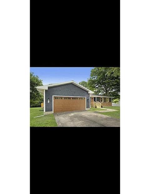6963 Paddock Ln, Jackson, MI 49201