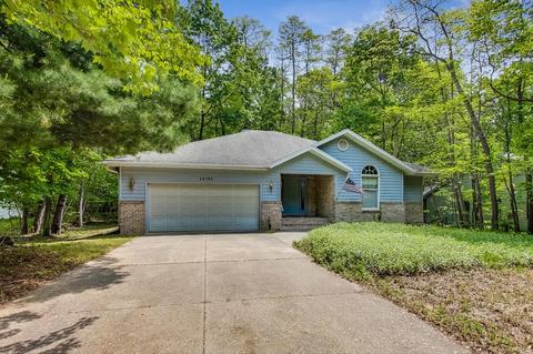 12791 Highland Shores Dr, Sawyer, MI 49125
