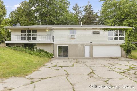 3870 W Lincoln Ave, Ionia, MI 48846
