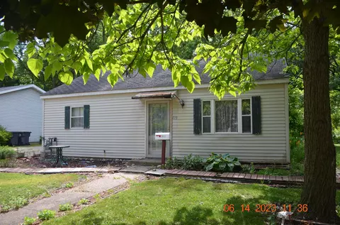 725 Hiways Ave, South Haven, MI 49090