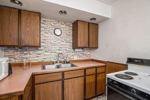 815 S Hooker Ave, Three Rivers, MI 49093 photo 7