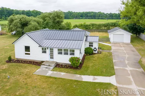 12751 Redmond Ave NE, Cedar Springs, MI 49319