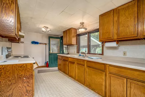 5609 Lacey Rd, Dowling, MI 49050 photo 5