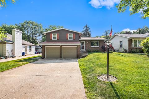 1426 Walwood Ter NE, Grand Rapids, MI 49505
