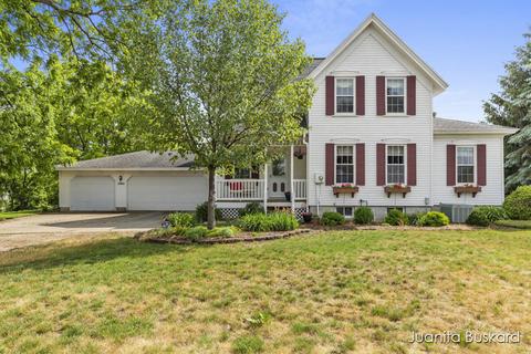 8460 Cottonwood Dr, Jenison, MI 49428