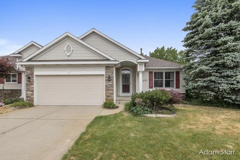1137 English Ridge Ct NW #15, Grand Rapids, MI 49544