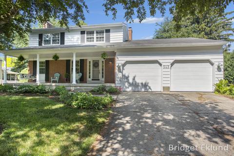 543 Arrowhead Ave SE, Grand Rapids, MI 49546