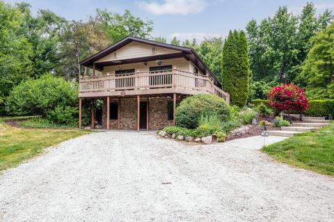 3855 Naomi Rd, Sodus, MI 49126