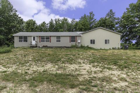 33042 23rd Ave, Gobles, MI 49055