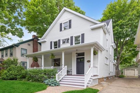 1614 Forres Ave, St. Joseph, MI 49085