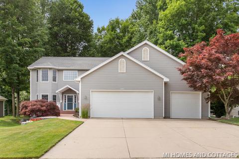 5405 Naples Cedar Dr, Wyoming, MI 49519