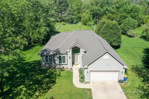1021 Collindale Ave NW, Grand Rapids, MI 49504