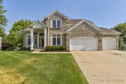 3483 Mason Ridge Dr NE, Grand Rapids, MI 49525