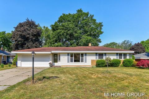 564 Azalea Ave, Holland, MI 49423