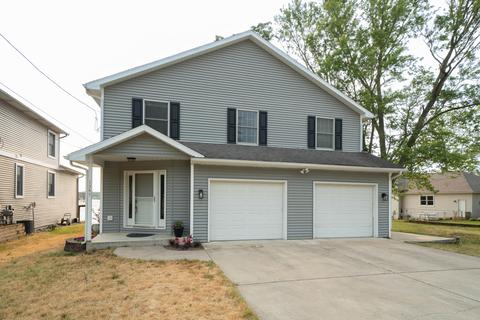 1349 E Crooked Lake Dr, Kalamazoo, MI 49009