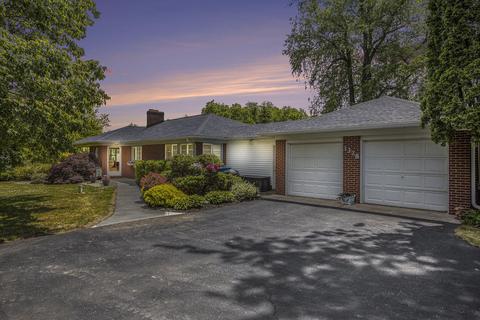 3328 Beckley Rd, Battle Creek, MI 49015