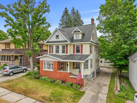 434 E Chapin St, Cadillac, MI 49601