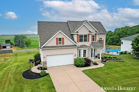 2179 Orchard Ridge Dr NW, Grand Rapids, MI 49534