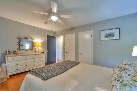 2230 Maple Dr, Jackson, MI 49203 photo 8