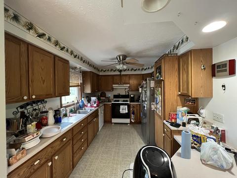 1170 S Lake Wilson Rd, Hillsdale, MI 49242