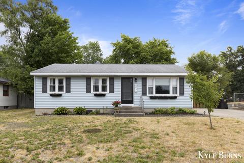 5436 Mick Ave SE, Kentwood, MI 49548