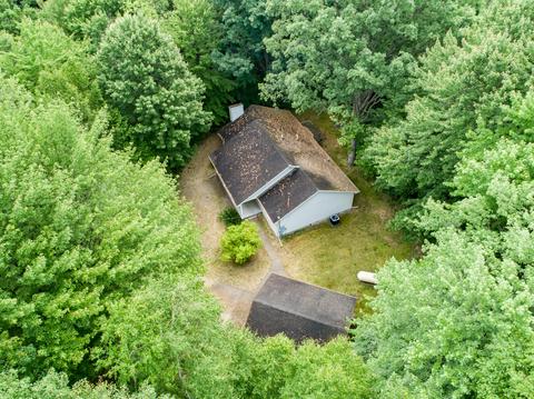 8320 E Baseline Rd, Mount Pleasant, MI 48858 photo 4