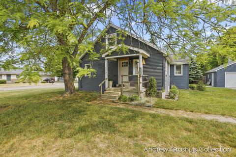 2549 36th St, Wyoming, MI 49519