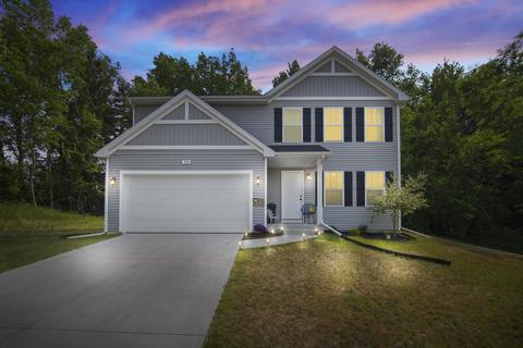 724 Glen Oak Drive Dr, Manchester, MI 48158