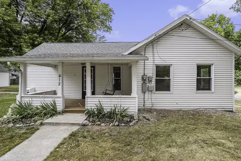 412 Fayette St, Augusta, MI 49012