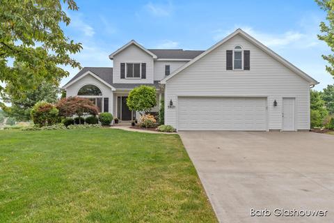5831 Terrace Ridge Dr NE, Rockford, MI 49341