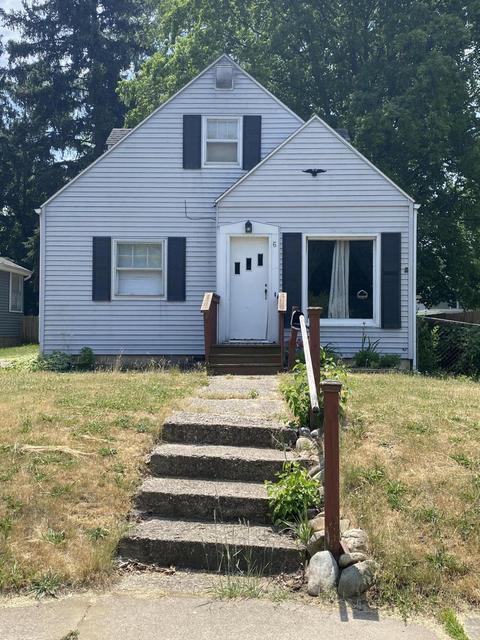 6 Knapp St NE, Grand Rapids, MI 49505