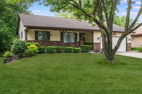 4450 Blackfoot Dr SW, Grandville, MI 49418