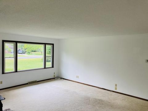 8301 East Rd, Three Oaks, MI 49128 photo 11