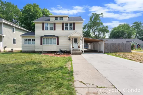 428 Van Allen St SE, Wyoming, MI 49548