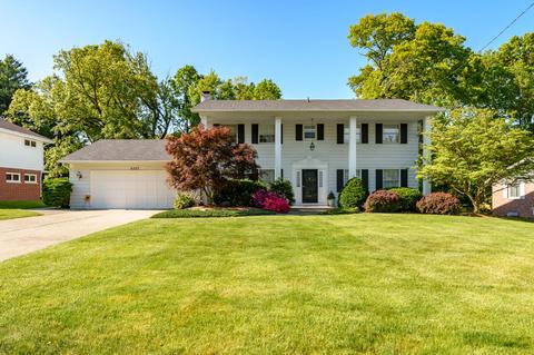 2327 Ridgefield Rd, Portage, MI 49024
